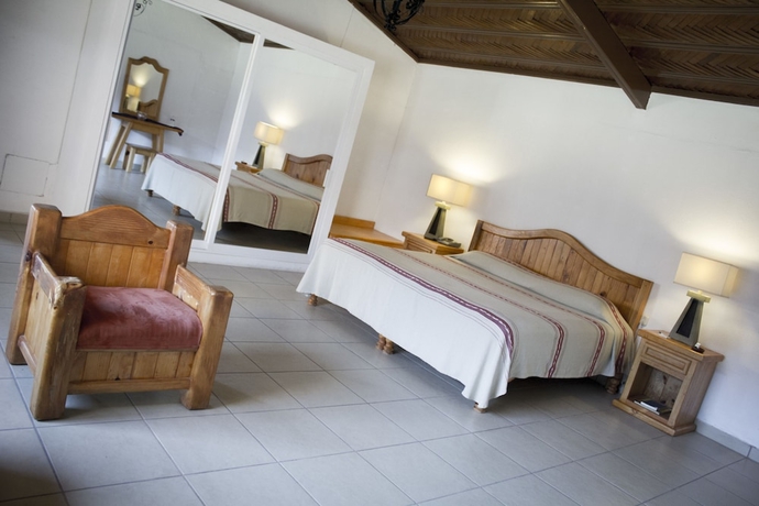 Imagen de la habitación del Hotel Pie De La Sierra. Foto 15