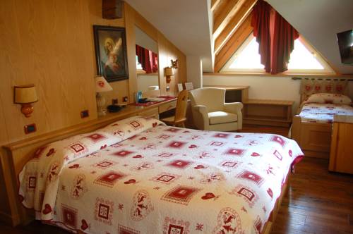Imagen de la habitación del Hotel Piedibosco. Foto 2