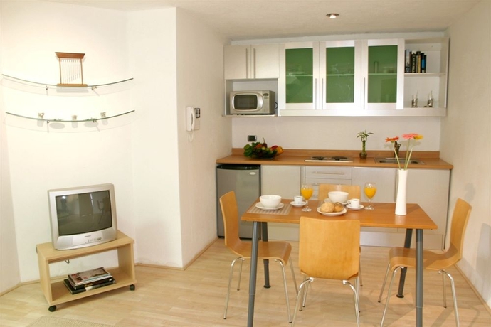 Imagen de la habitación del Hotel Piedraluna. Foto 4