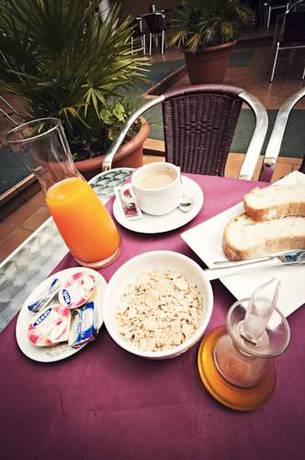 Imagen de los interiores del Hotel Piedras. Foto 4