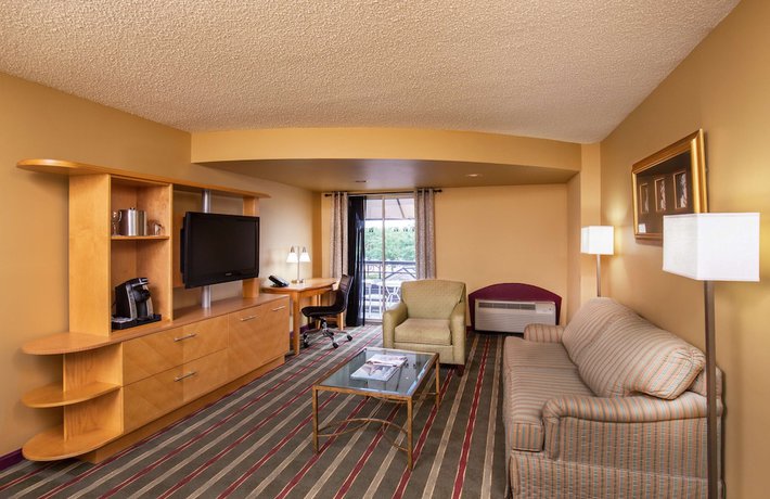 Imagen de la habitación del Hotel Pier 5 Baltimore, Curio Collection By Hilton. Foto 7