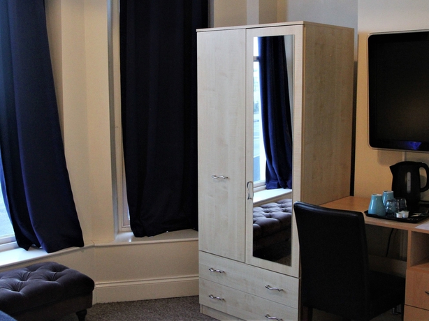 Imagen de la habitación del Hotel Pier 61. Foto 8