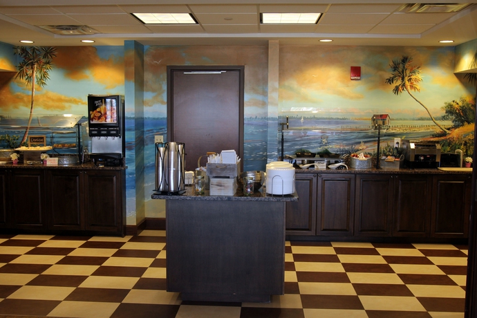 Imagen del bar/restaurante del Hotel Pier House 60 Clearwater Beach Marina. Foto 5