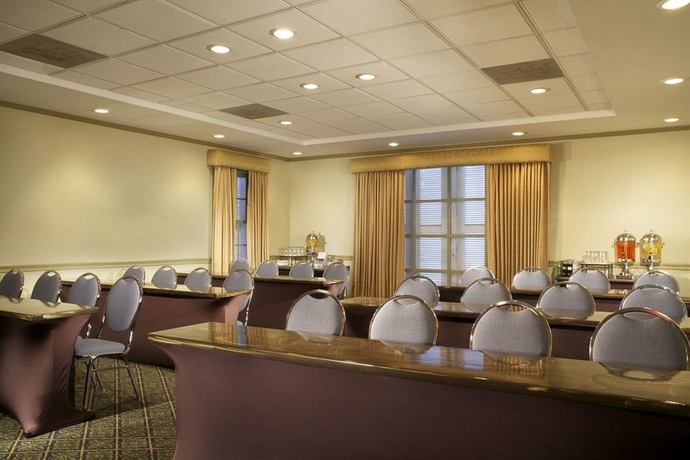 Imagen general del Hotel Pier House Resort and Spa. Foto 6