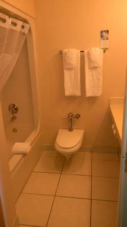 Imagen de la habitación del Hotel Pier Ii Resort. Foto 3