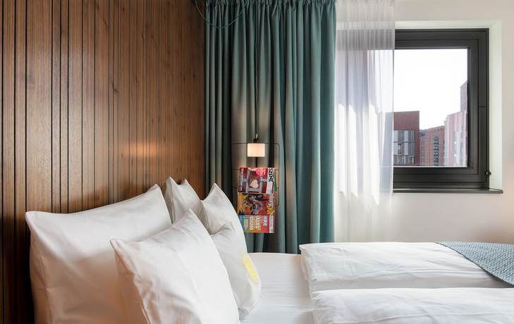 Imagen de la habitación del Hotel Pierdrei Hafencity Hamburg. Foto 12