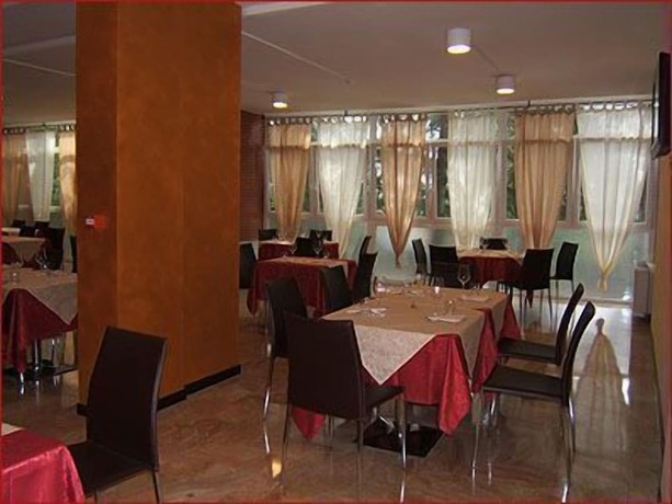 Imagen del bar/restaurante del Hotel Piero Della Francesca, Urbino. Foto 3