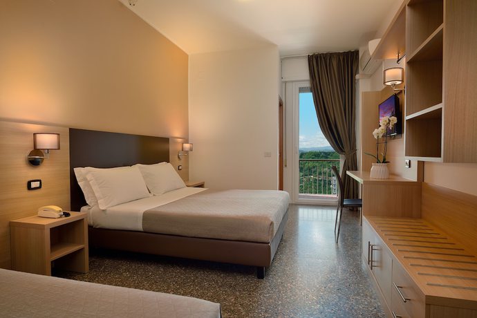 Imagen de la habitación del Hotel Piero Della Francesca, Urbino. Foto 13