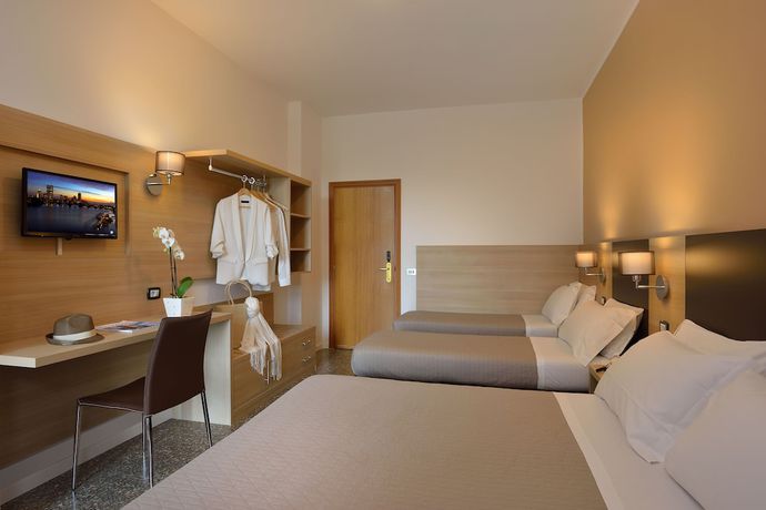 Imagen de la habitación del Hotel Piero Della Francesca, Urbino. Foto 18