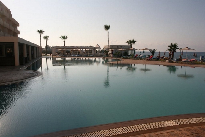 Imagen general del Hotel Pierre Anne. Foto 11