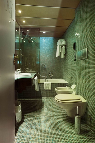 Imagen de la habitación del Hotel Pierre Milano. Foto 5