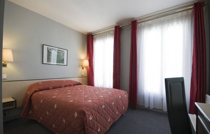 Imagen de la habitación del Hotel Pierre Nicole. Foto 6