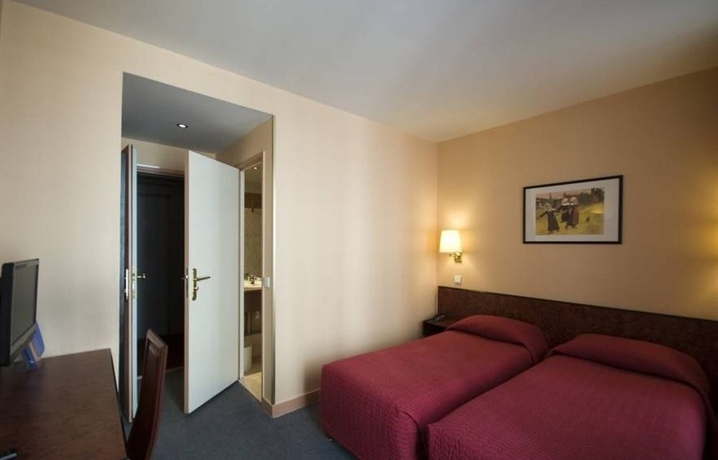 Imagen de la habitación del Hotel Pierre Nicole. Foto 13