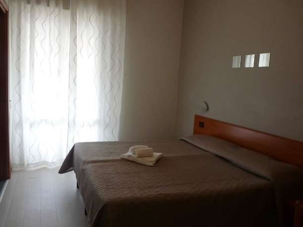 Imagen de la habitación del Hotel Pierre Riccione. Foto 7