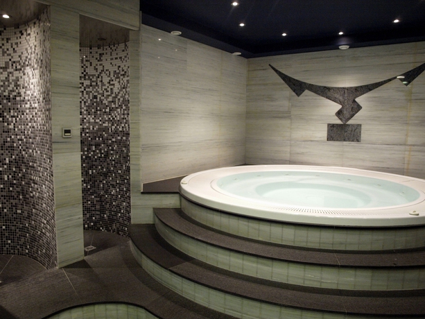 Imagen de la piscina del Hotel Pierre & Vacances Andorra Pas de la Casa Alaska. Foto 16