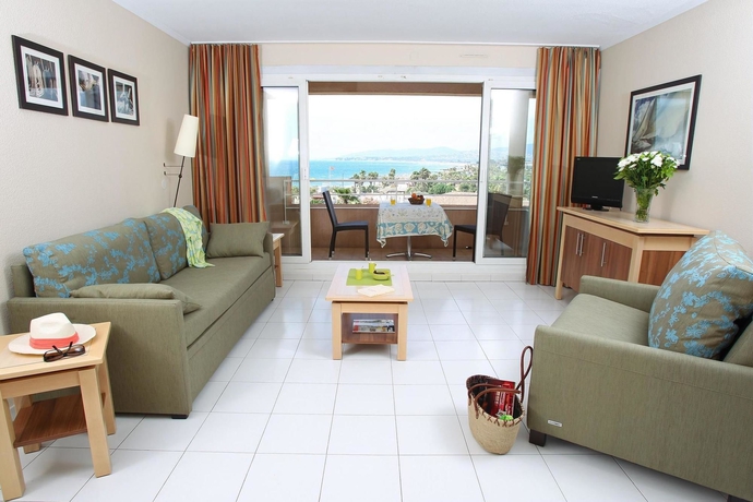 Imagen de la habitación del Hotel Pierre and Vacances Cap Hermes. Foto 7