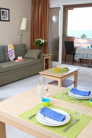 Imagen de la habitación del Hotel Pierre and Vacances Cap Hermes. Foto 11