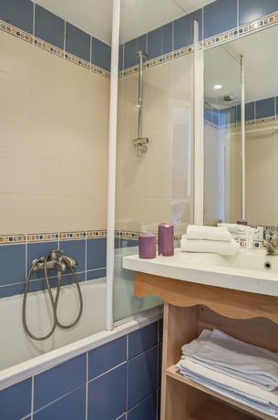 Imagen de la habitación del Hotel Pierre and Vacances La Rochelle Résidence Centre. Foto 5