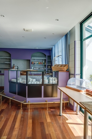 Imagen del bar/restaurante del Hotel Pierre and Vacances La Rochelle Résidence Centre. Foto 4