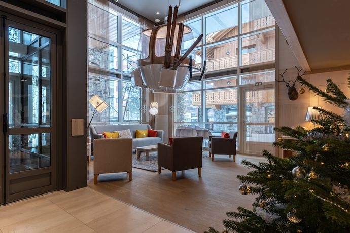 Imagen de los interiores del Hotel Pierre and Vacances Premium l'H&eacute;vana. Foto 17