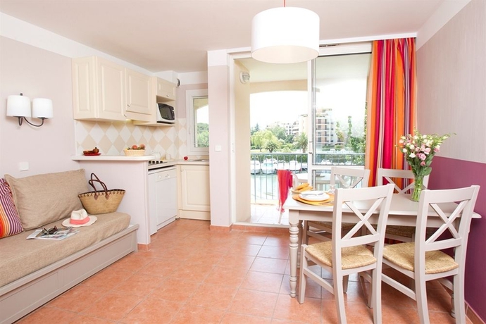 Imagen de los interiores del Hotel Pierre and Vacances Residence Cannes Mandelieu. Foto 11