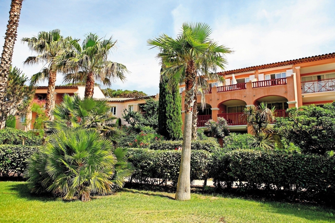 Imagen de los exteriores del Hotel Pierre and Vacances Residence La Pinede. Foto 3