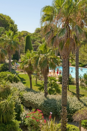 Imagen de los exteriores del Hotel Pierre and Vacances Residence La Pinede. Foto 6