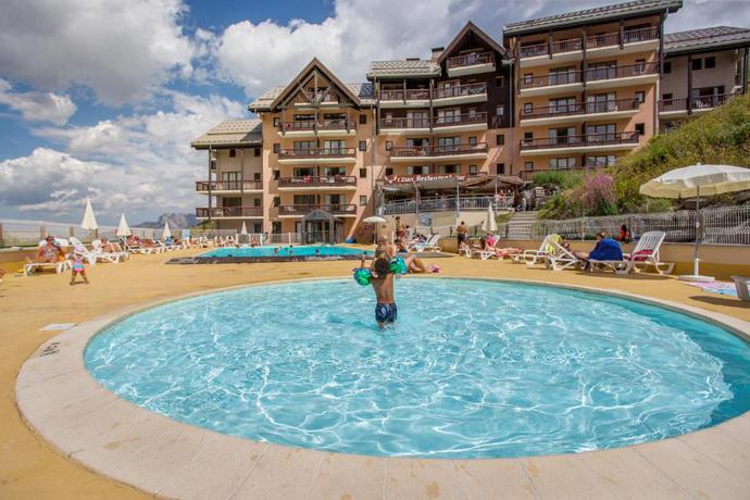 Imagen general del Hotel Pierre and Vacances Residence Le Thabor. Foto 12