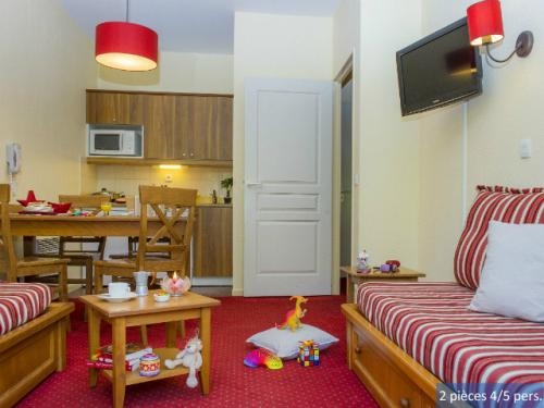 Imagen general del Hotel Pierre and Vacances Residence Les Rives De L'aure. Foto 6