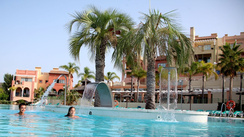 Imagen de la piscina del Hotel Pierre and Vacances Resort Terrazas Costa Del Sol. Foto 15