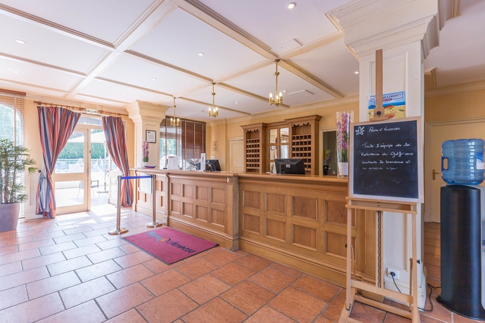 Imagen de los interiores del Hotel Pierre y Vacances La Résidence du Golf. Foto 16