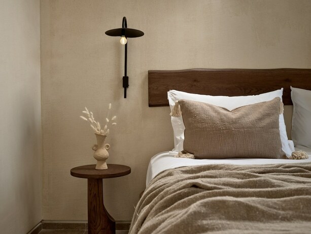 Imagen de la habitación del Hotel Pierros Verde. Foto 16