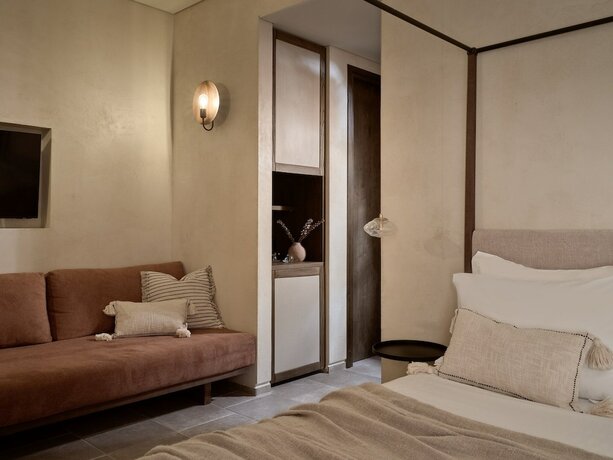 Imagen general del Hotel Pierros Verde. Foto 4