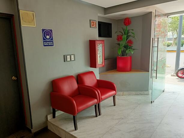 Imagen general del Hotel Piet. Foto 1
