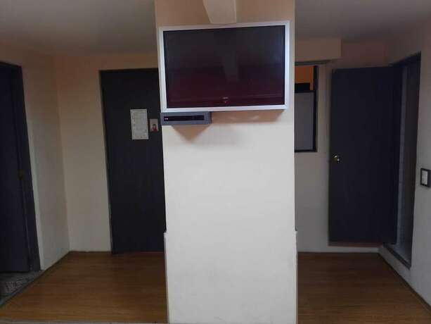 Imagen de la habitación del Hotel Piet. Foto 17