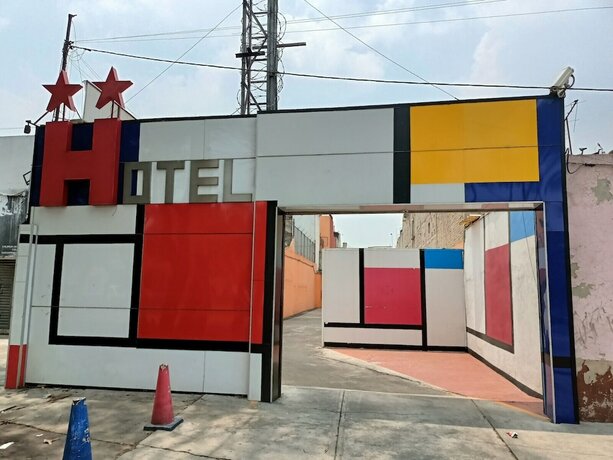 Imagen general del Hotel Piet. Foto 14