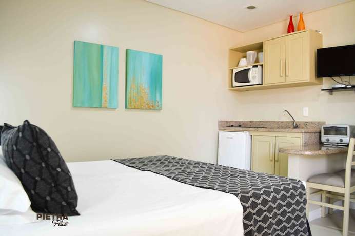 Imagen de la habitación del Hotel Pietra Flat. Foto 18