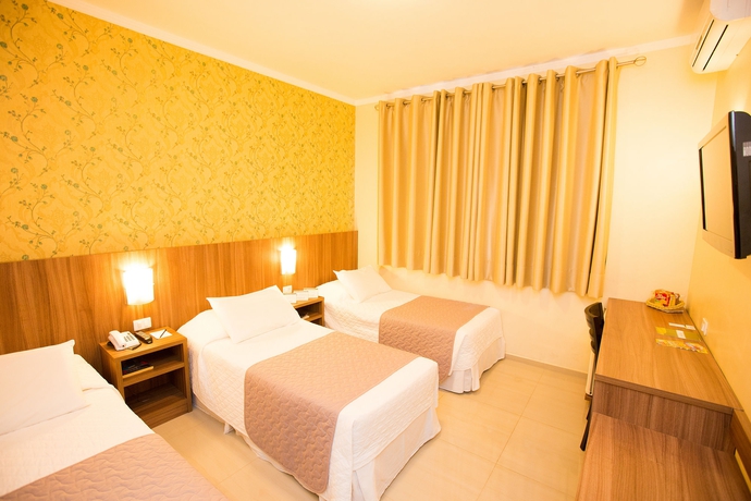 Imagen de la habitación del Hotel Pietro Angelo. Foto 12