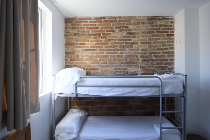 Imagen de la habitación del Hotel Pigal. Foto 5