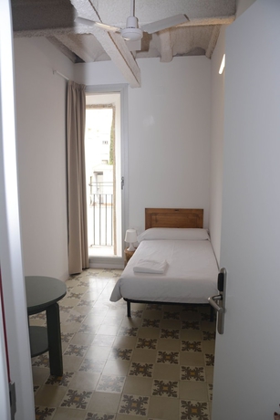 Imagen de la habitación del Hotel Pigal. Foto 8