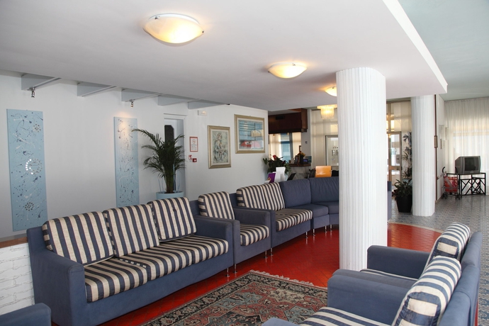Imagen de los interiores del Hotel Pigalle, Lido Di Jesolo. Foto 5