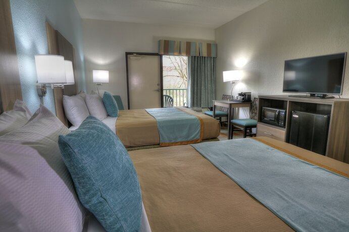 Imagen general del Hotel Pigeon River Inn. Foto 3