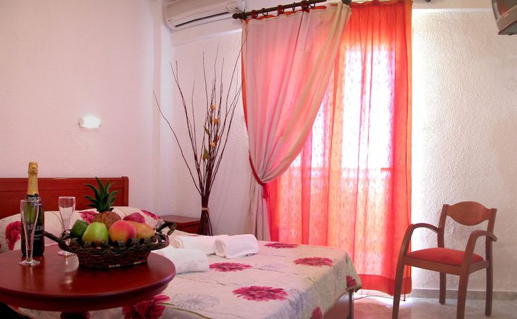 Imagen de la habitación del Hotel Pighi. Foto 16