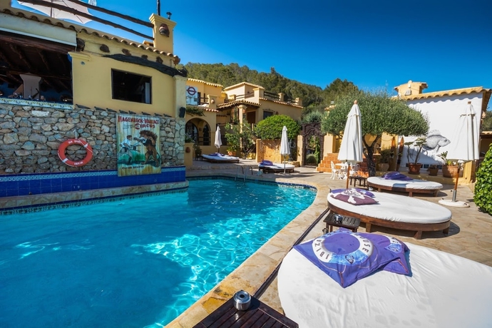 Imagen de la piscina del Hotel Pikes Ibiza - Adults Only. Foto 19