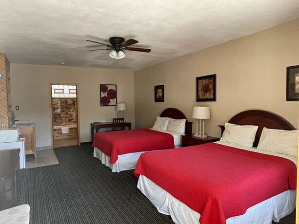 Imagen de la habitación del Hotel Pikes Peak Inn. Foto 19