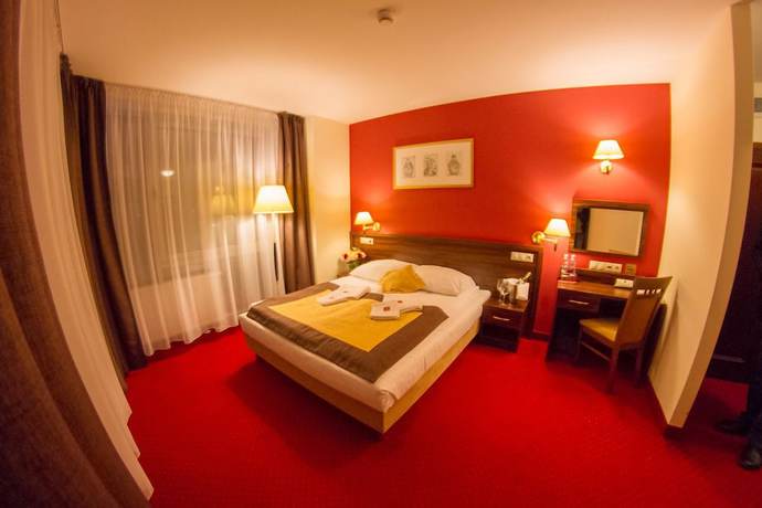 Imagen de la habitación del Hotel Pikul. Foto 8
