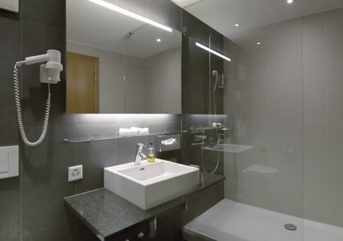 Imagen de la habitación del Hotel Pilatus Kulm Hotels. Foto 5