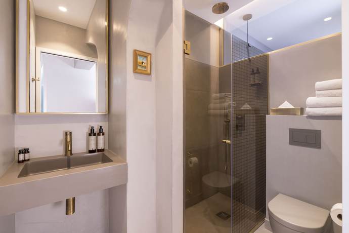Imagen de la habitación del Hotel Pilgrim, Barrio Latino-Pante&oacute;n. Foto 6