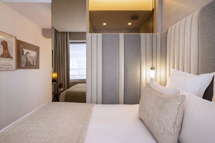 Imagen de la habitación del Hotel Pilgrim, Barrio Latino-Pante&oacute;n. Foto 8