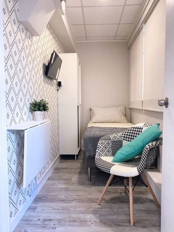 Imagen de la habitación del Hotel Pillows Co-Living. Foto 3